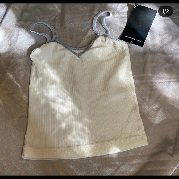 Brandy Melville - Picture 1 of 1